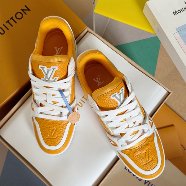 ルイヴィトン靴正面デザイン